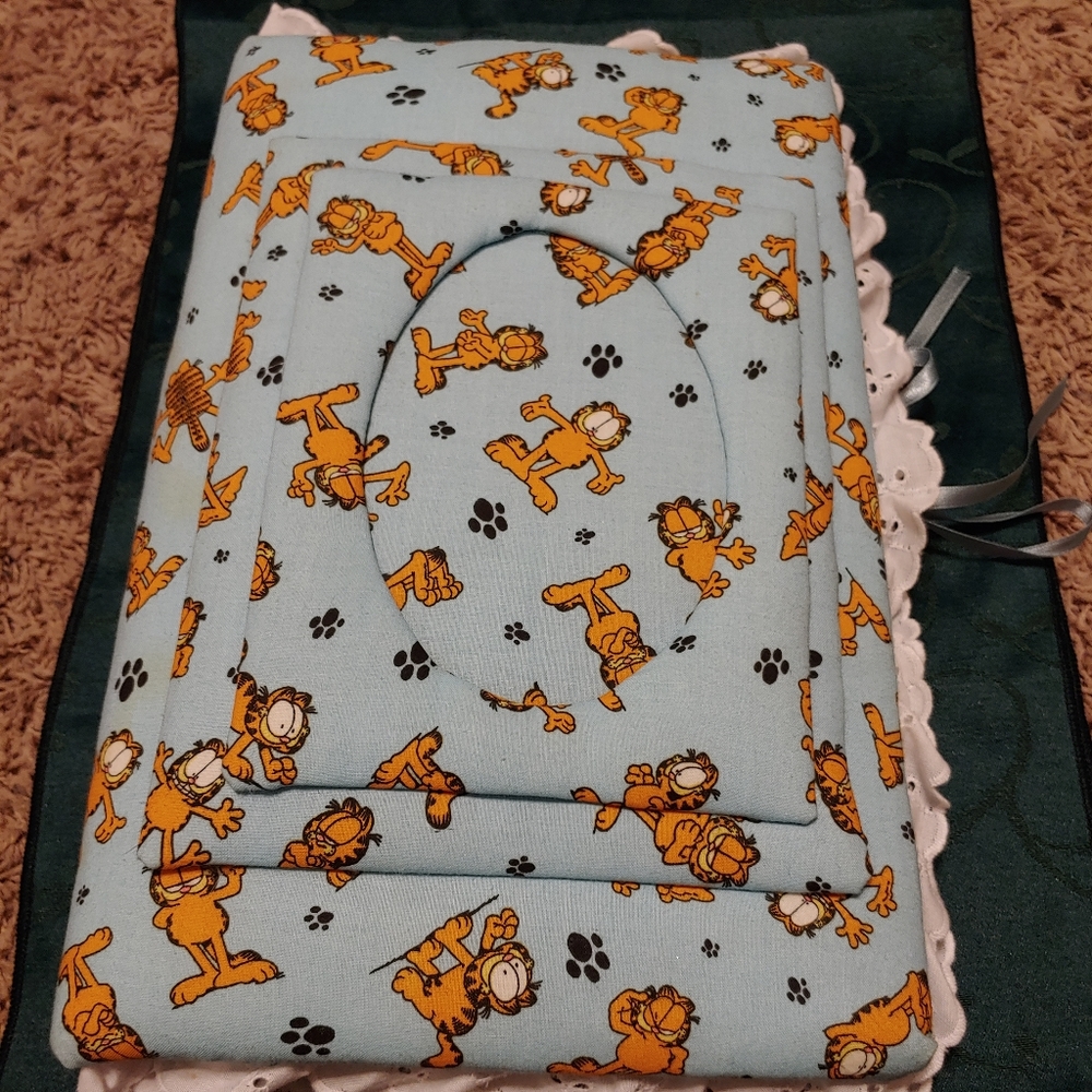 Garfield covered photo album
